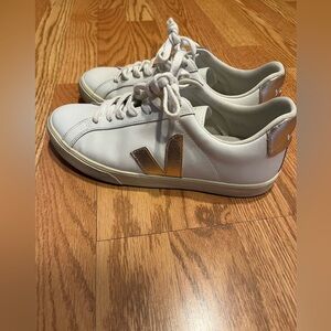 Veja sneakers